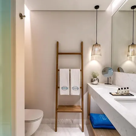Vathi Cove Luxury & 5*