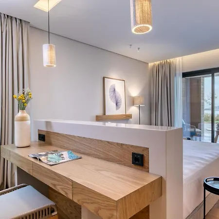 Hotel Vathi Cove Luxury &