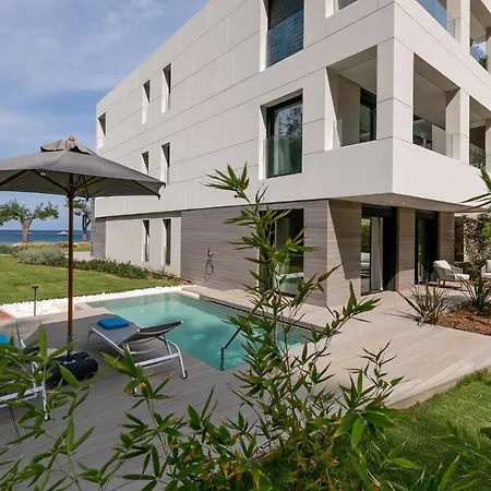 Vathi Cove Luxury & Hotel